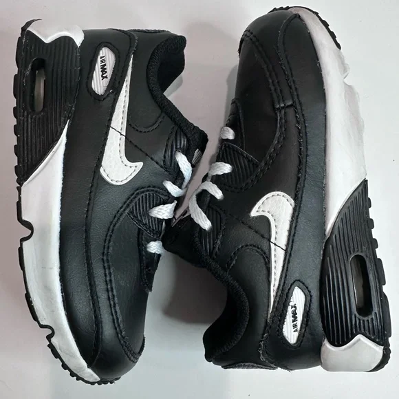 Nike air max 90 Kids Black Sneakers - Picture 3 of 6